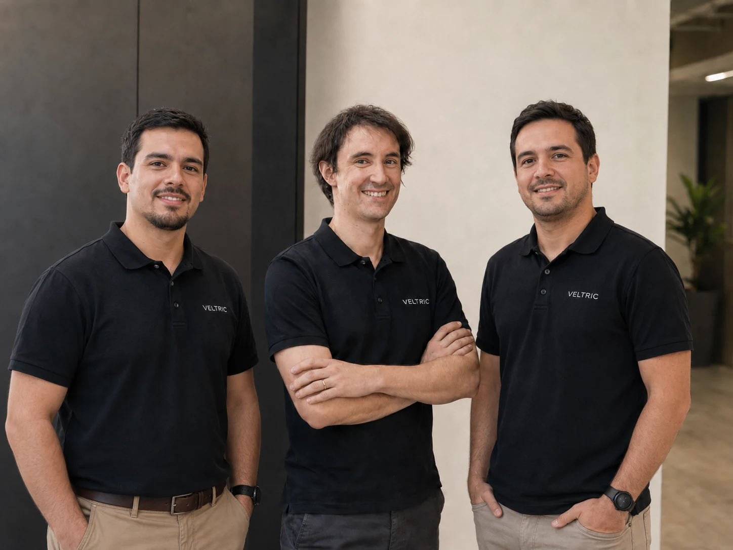 El equipo de Veltric: tres socios en su oficina